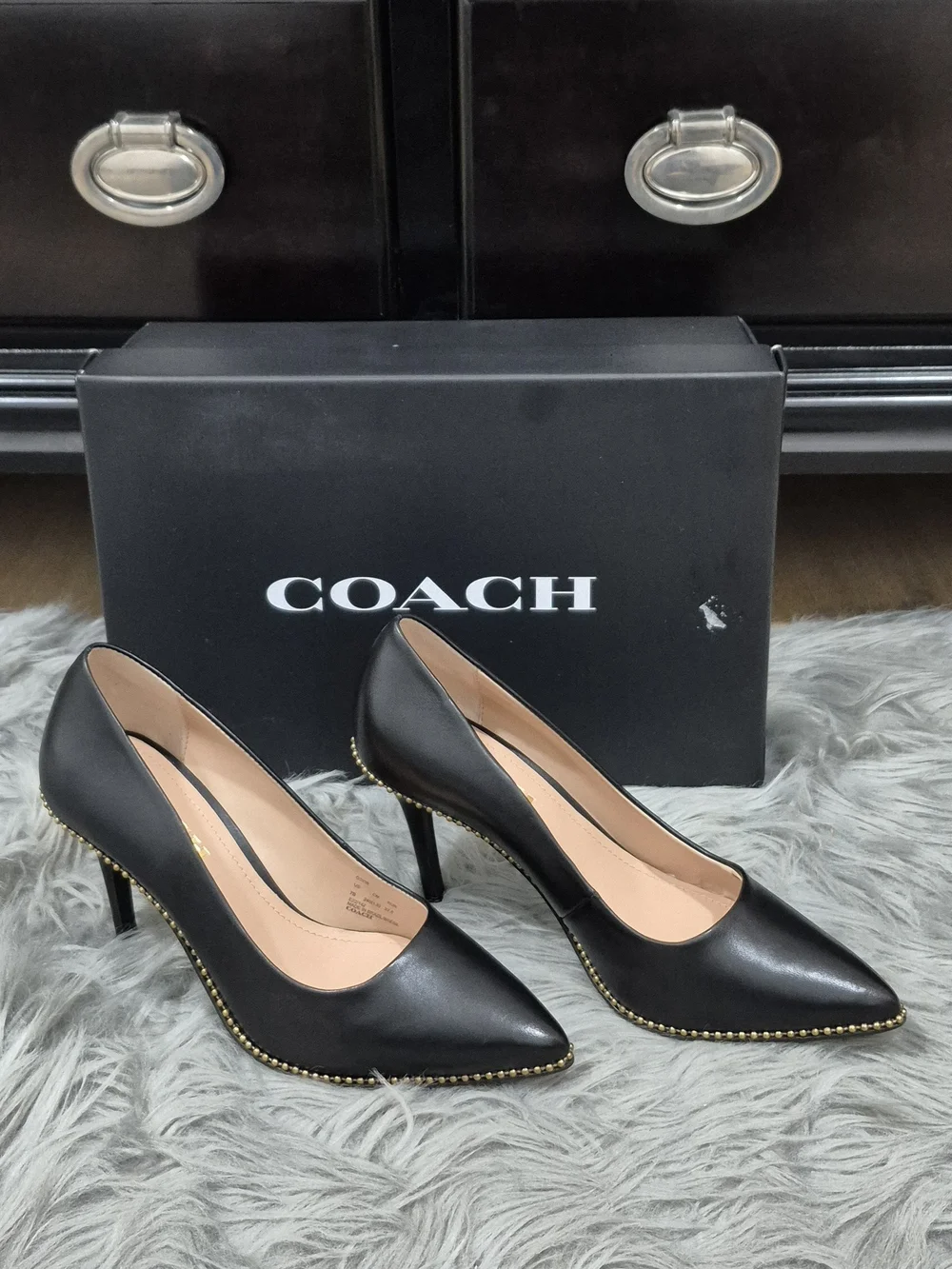 COACH Women's Waverly Leather Pump Pointed-Toe Stud-Trim Size 7B